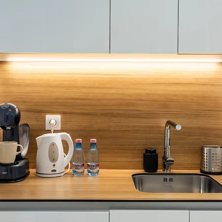 Bw Lux River View Apartment *